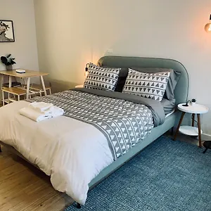  Apartment Urban Nest, Studio, Ground Floor Canada
